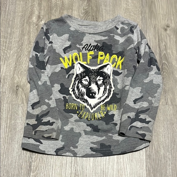 Kids Gray Camouflage Wolf Pack Shirt - Picture 1 of 1
